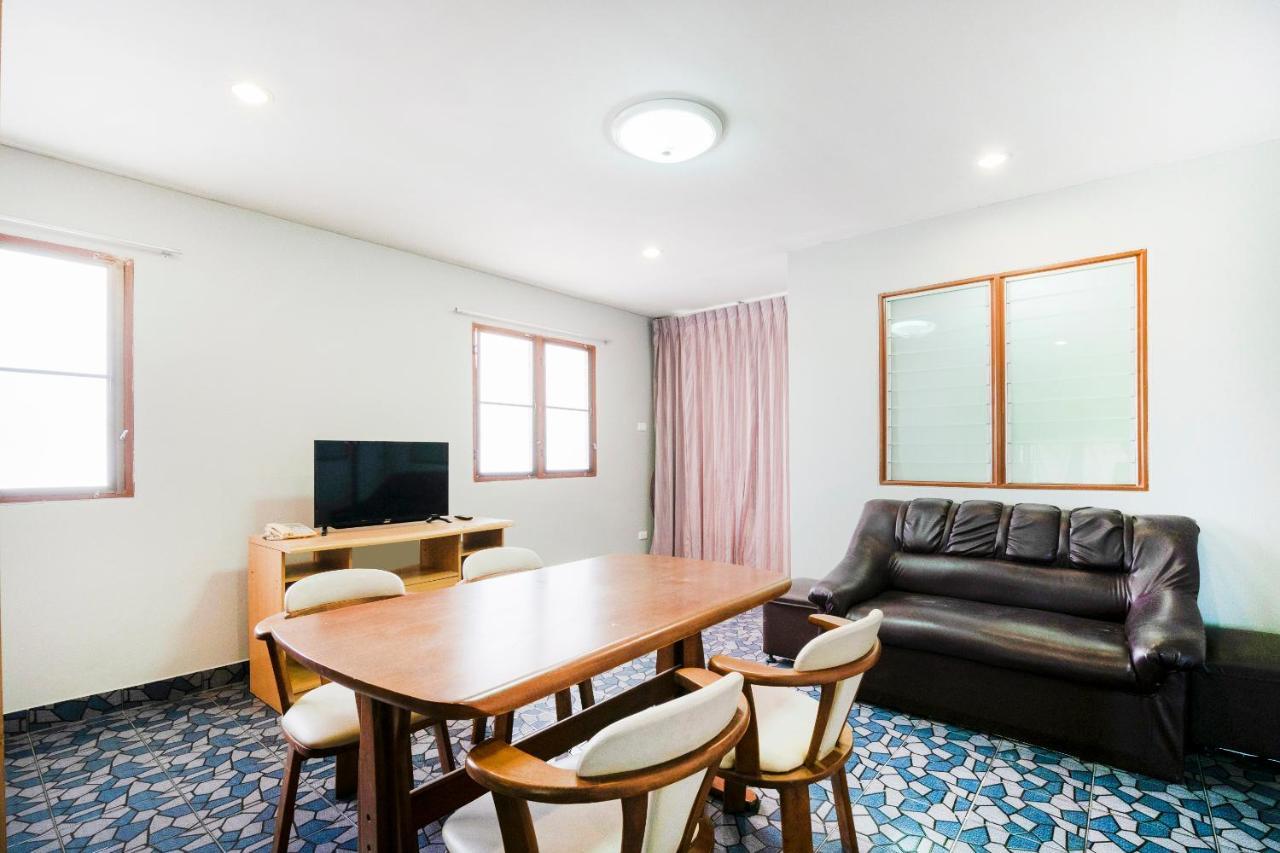 Oyo 663 Green Beach Room Pattaya Exterior foto