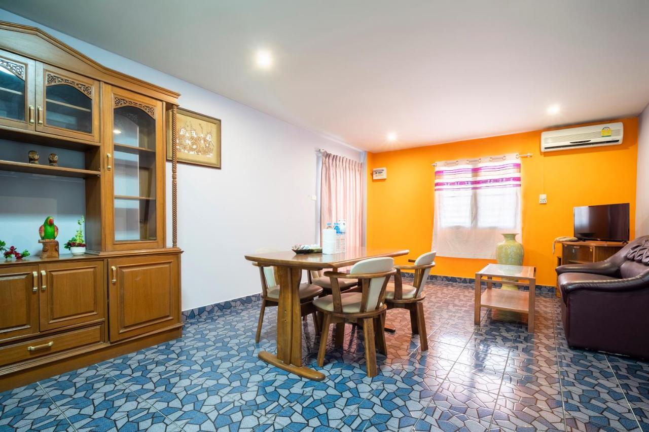 Oyo 663 Green Beach Room Pattaya Exterior foto