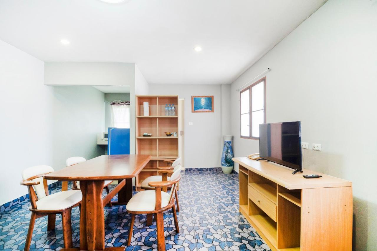 Oyo 663 Green Beach Room Pattaya Exterior foto
